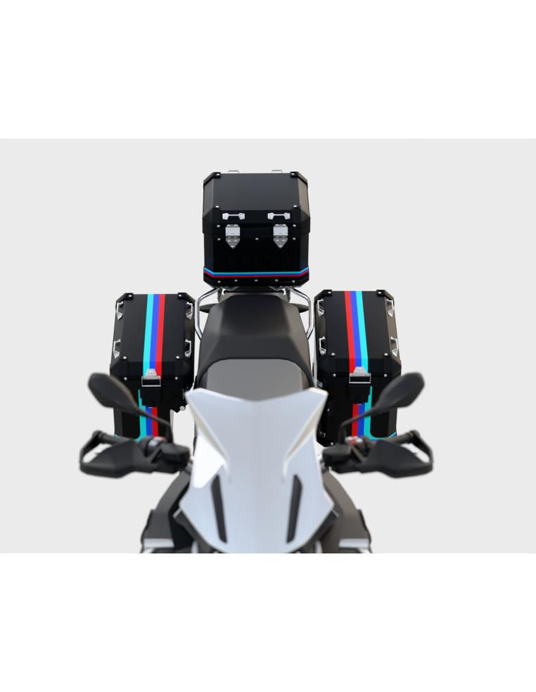 045.01 Triple M Over Curved BL TR STR BU RD