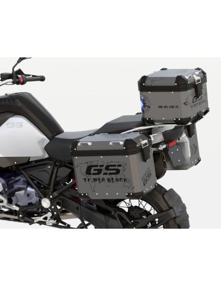 044.01 Triple Black on Grey Trip GT BL