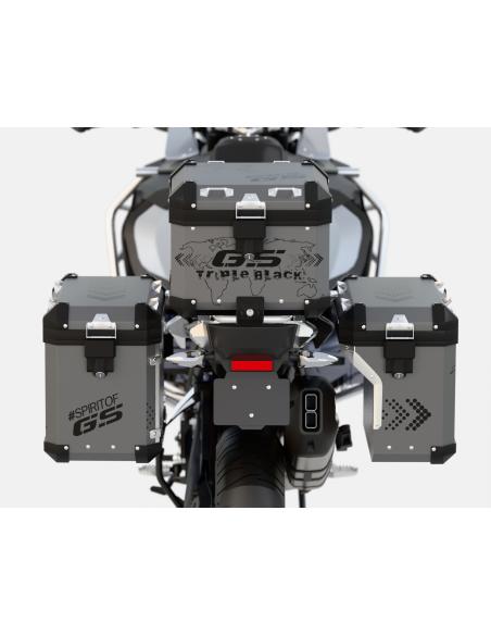 044.01 Triple Black on Grey Trip GT BL