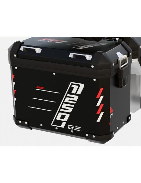 109.01 Red Trophy Instinct BL TB TR