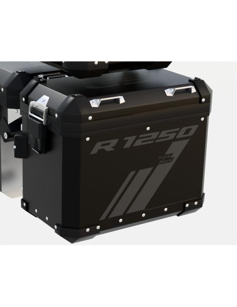 093.01 Triple Simple Black BL ST GT