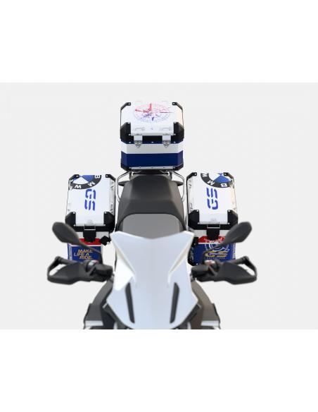 090.02 Bloody Rich HP BU TR WH