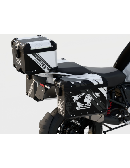 105.01 White Phoenix Indiv WHT BLK